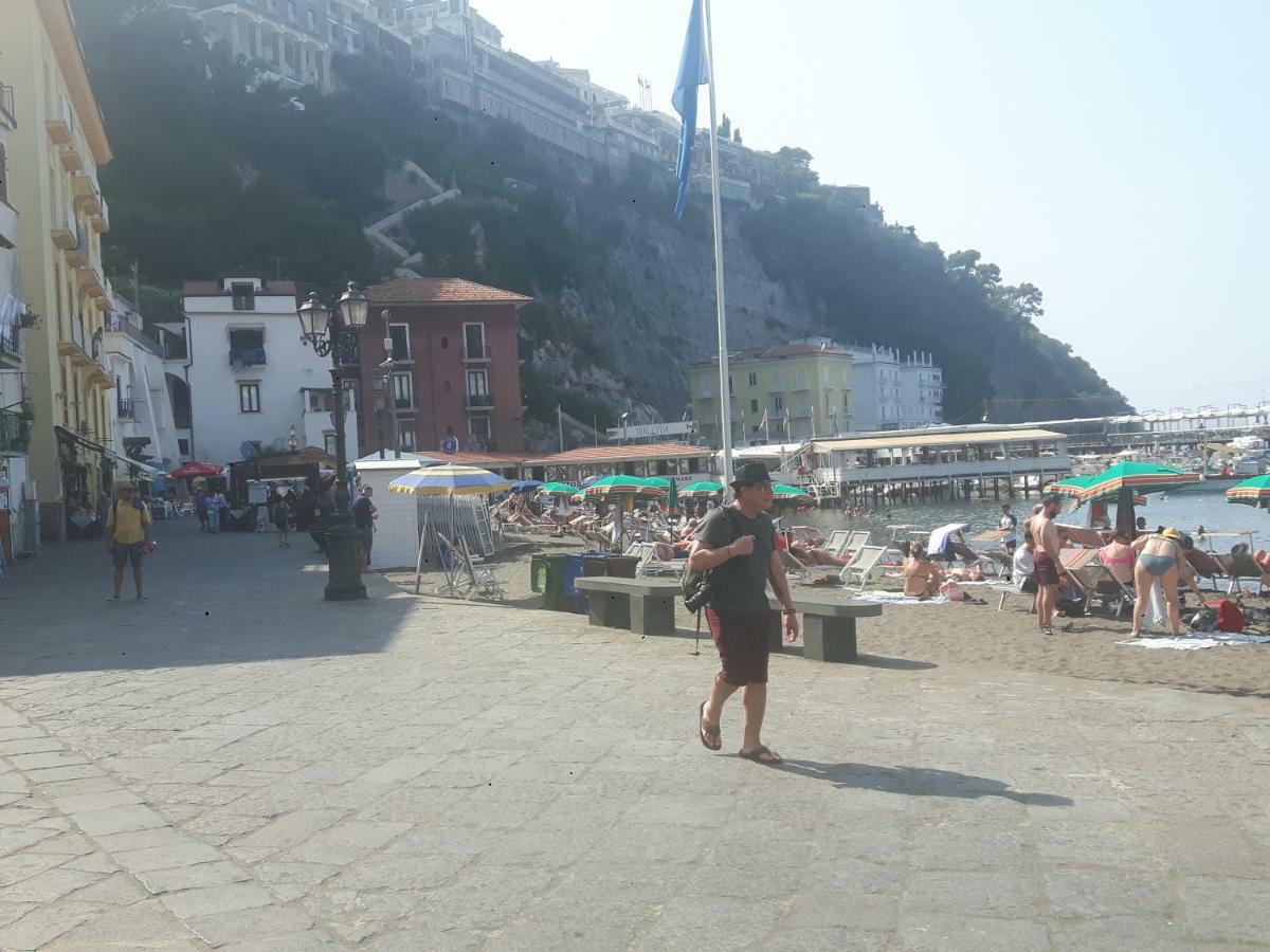 Il Borgo Antico Sorrento Sea View Daire Oda fotoğraf